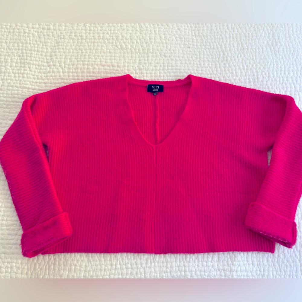 Hot pink Vici cropped sweater